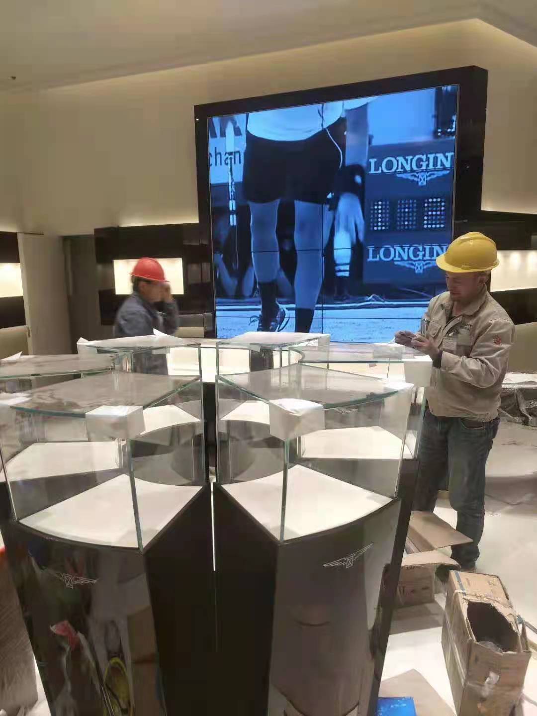 石家庄浪琴店49寸3.5mm液晶拼接屏项目(图2)