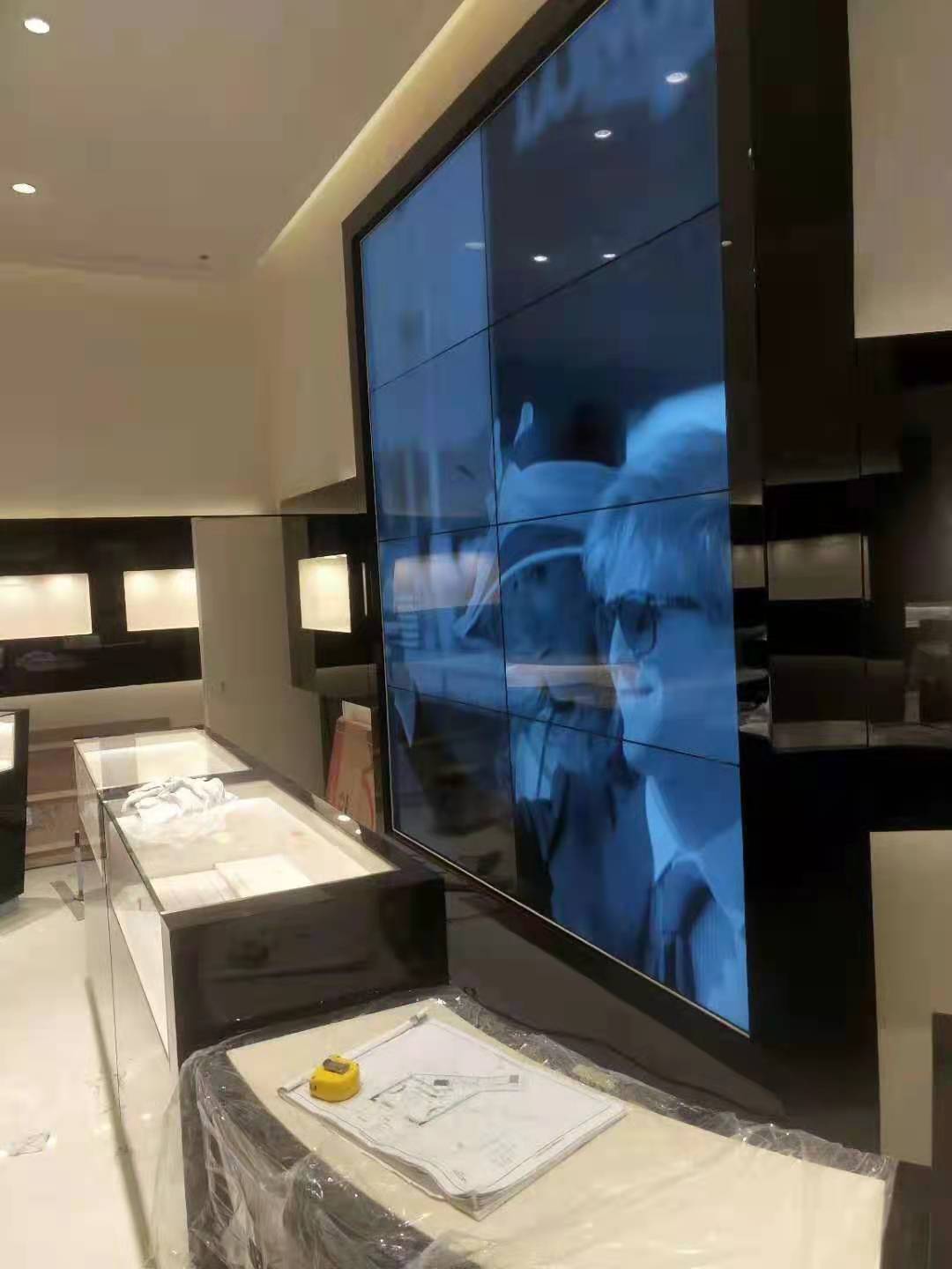 石家庄浪琴店49寸3.5mm液晶拼接屏项目(图4)